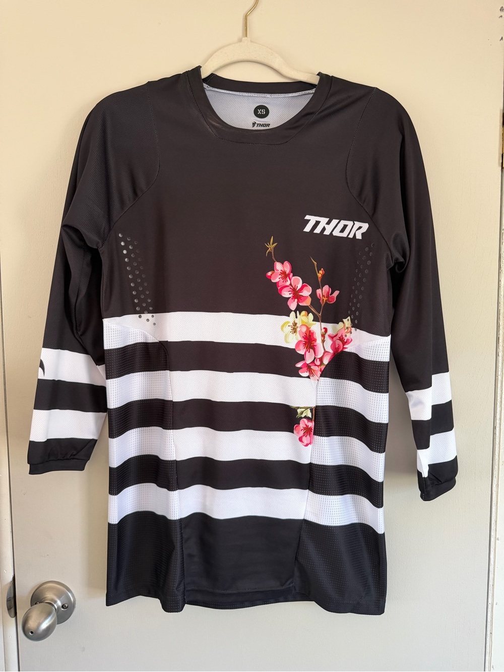 THOR Black & White Striped Floral Mountain Bike Jersey